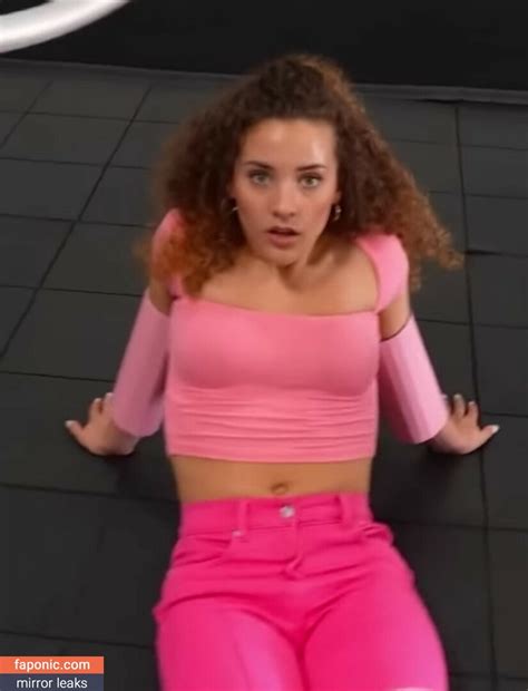 sofie dossi naked|Sofie Dossi Nude Photos & Naked Sex Videos .